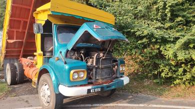 selling lorry tata