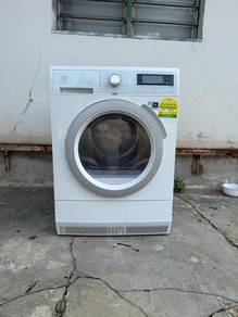 Electrolux heatpump dryery 9kg inverter like new