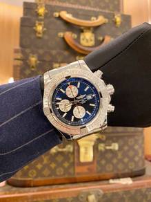 Breitling Super Avenger II Chronograph REF A133711