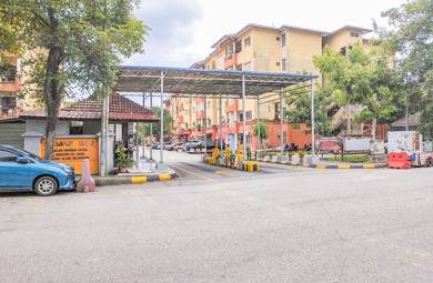 Apartment For Sale in Pangsapuri Merak (Shah Alam)