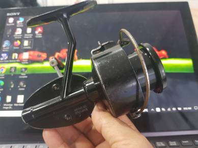 Old France Mitchell 300 Shallow Spool Fishing Reel