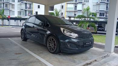 Kia Rio UB in Batu Pahat, JHR