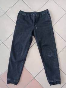 Uniqlo GU super black jogger jeans nike adidas lvc