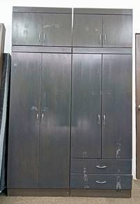 Almari Baju 4 Pintu 