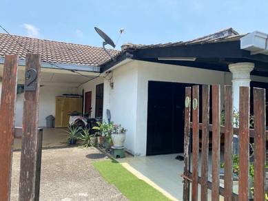 Semi-Detached House For Sale in Pekan,PHG