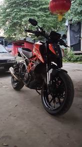 KTM 390 Duke