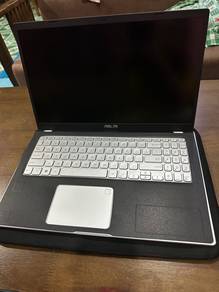 Asus Vivobook Laptop Silver i3