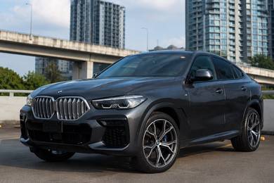 2022 BMW X6 xDRIVE40i