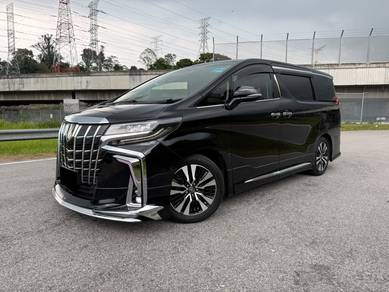 Toyota Alphard SC in Seri Kembangan, SGR