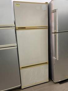 Ice Peti Sejuk Ais Fridge Kelvinator Refrigerator