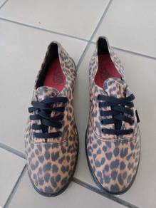 Vans era leopard print sneakers, limited edition,
