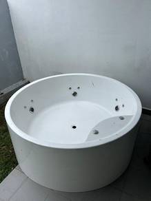 Jacuzzi