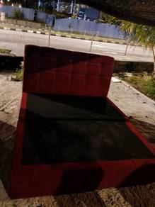 bed frame King Size.. tip top condition 