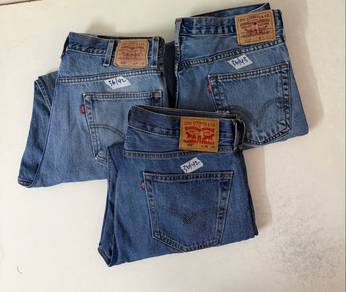 Levi’s Jeans sz 36 Combo.