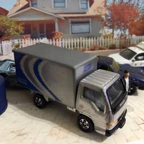 CFE265 2001 TOMY TOMICA Isuzu Elf N-Series ( Graft
