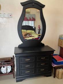 Black Dresser with Six Drawers