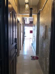 Condominium For Rent in Eden Fairway