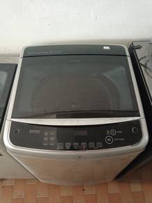 (1) LG Washing Machine 11kg With Warranty