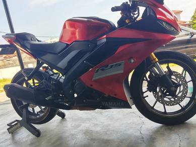 Yamaha R15