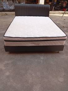 Queen Bed With Matress