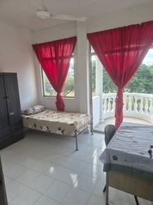 Room in Cheng, MLK