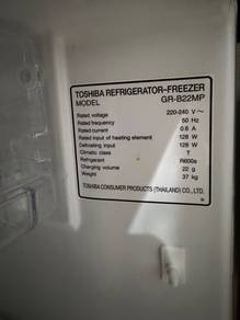 TOSHIBA REFRIGERATOR - 2 DOORS (Secondhand)