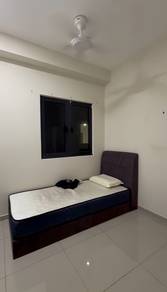 Room in Damansara Perdana, SGR