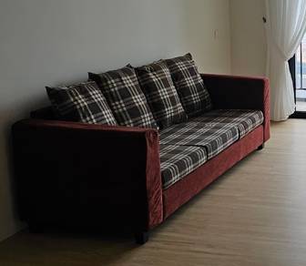 Sofa 6 ft
