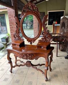 antik dresser
