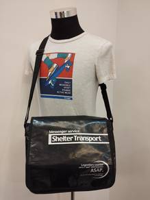Sling Bag Mesengger Waterproof