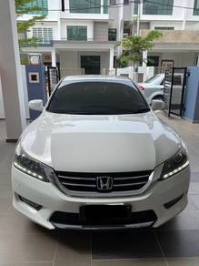 Honda Accord VTi-L in Puchong, SGR