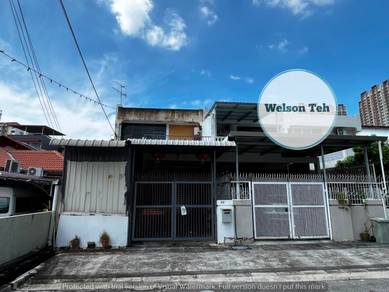 2-storey Terraced House For Sale in Jelutong,PNG
