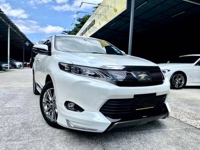 Toyota Harrier PREMIUM ADVANCE PACKAGE in Salak Selatan, KUL