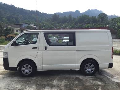 2008 Toyota Hiace Semi Panel Van 2.5 (D)
