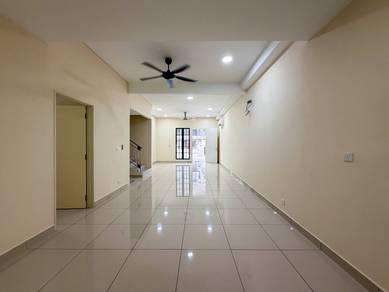 Townhouse For Sale in Sepang,SGR