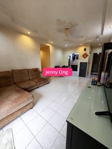 Condominium For Sale in Prai Inai Condominium