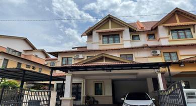 Semi-Detached House For Sale in Shah Alam,SGR