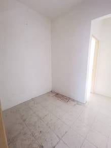 2.5-storey Terraced House For Sale in Raja Uda,PNG