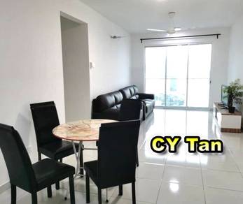 Condominium For Rent in Fairview Residence