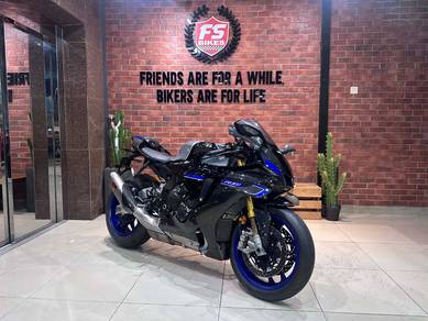Yamaha YZF-R1M