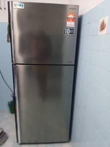 Fridge in Good Condition.. Not using it..