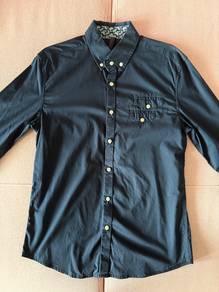 Free- men navy blue formal shirt