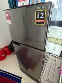 peti ais sharp 170 liter