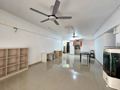 Apartment For Rent in Puteri Court