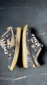 Nike sb dunk low travis scott