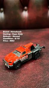 Hotwheels Repo Duty Toy Car