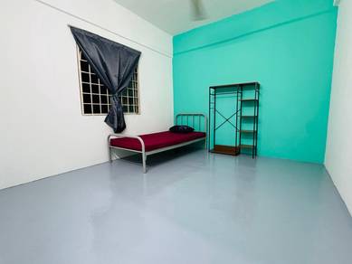 Room in Ara Damansara, SGR