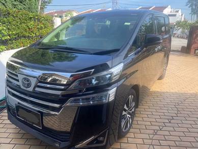 Toyota Vellfire ZG in Solaris Dutamas, KUL