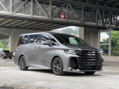 Toyota Vellfire Z PREMIER in KLCC, KUL