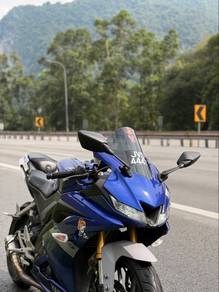 Yamaha R15